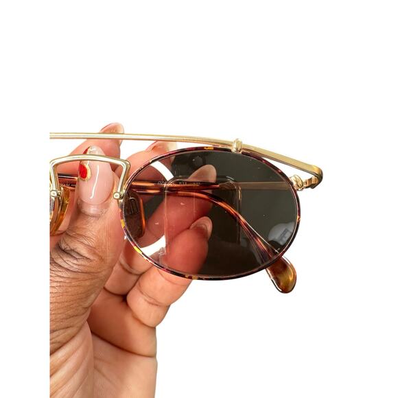 Giorgio Armani Brown Sunglasses Classic Design - Picture 2 of 8